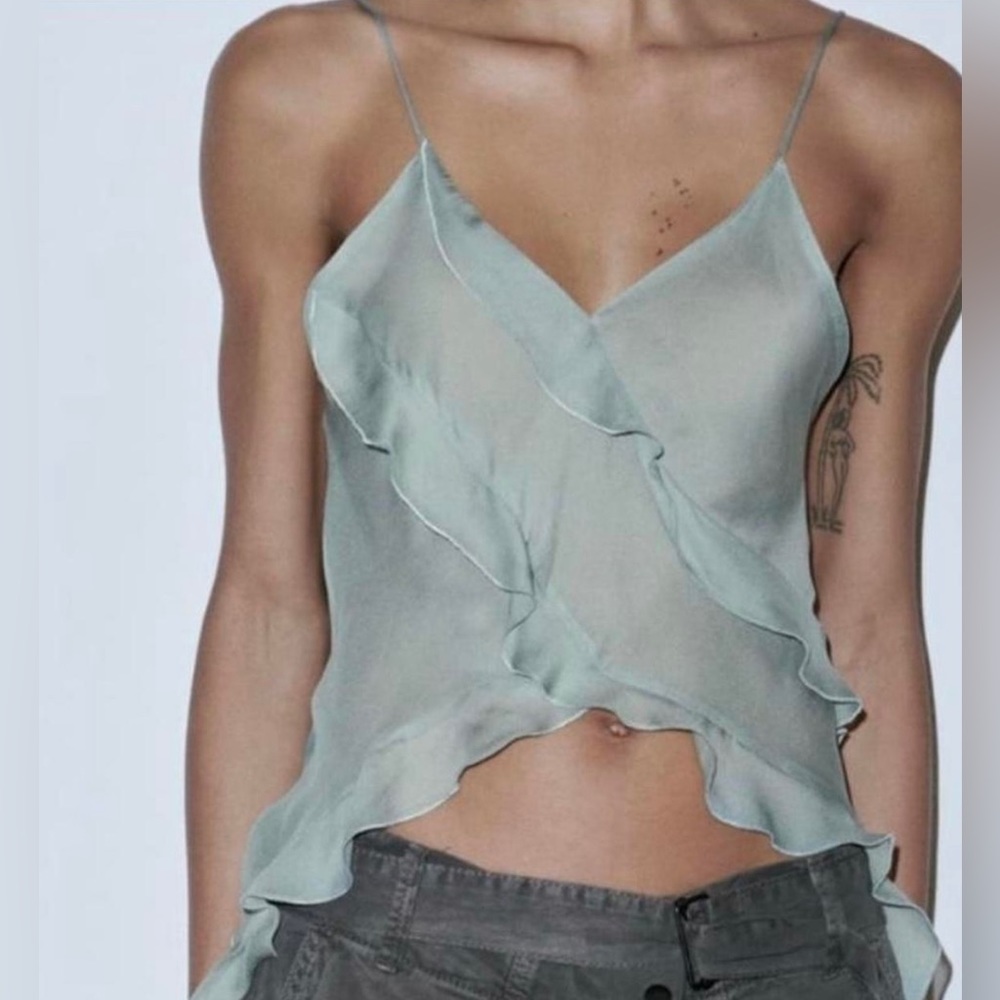 Green Zara Ruffle Top - Picture 5 of 5